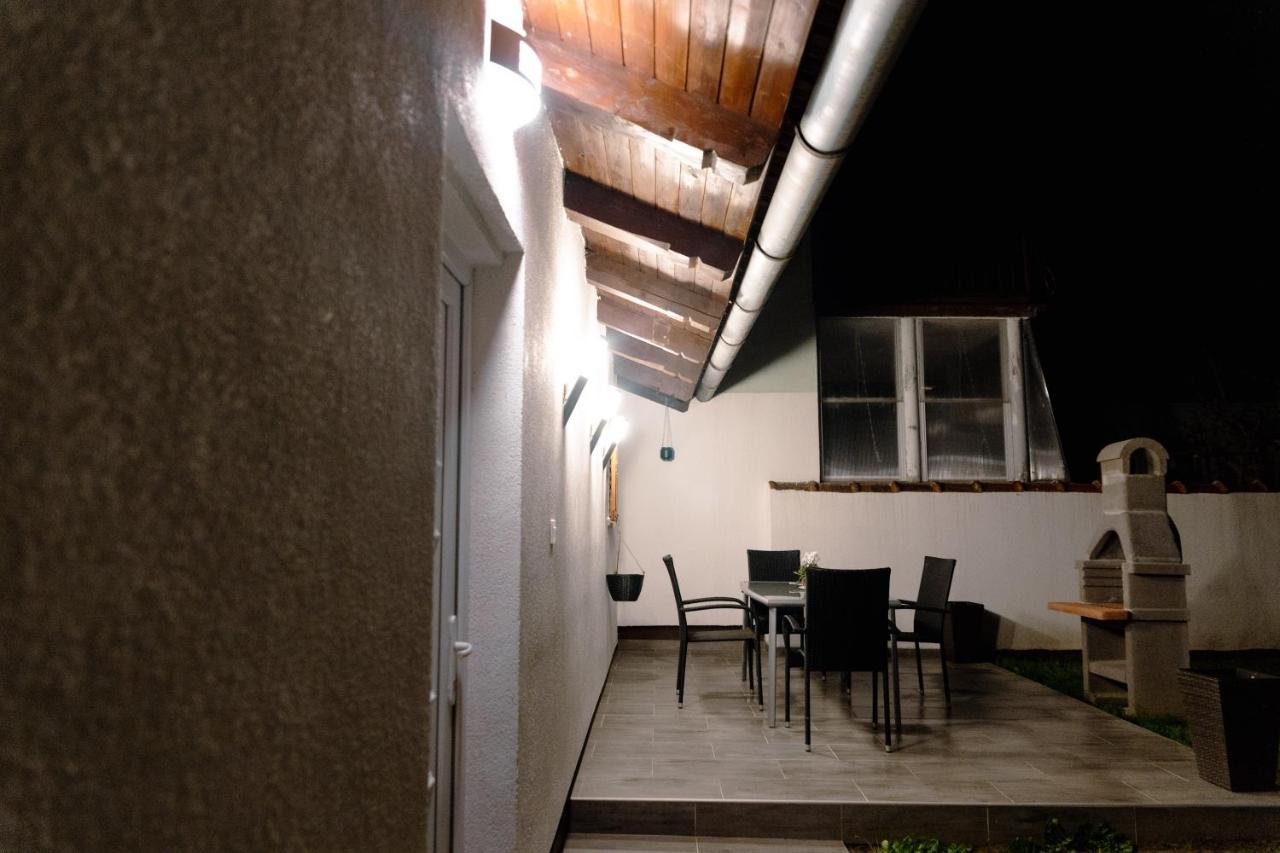 Studio Apartman Planb, Self Check In Ossero Esterno foto