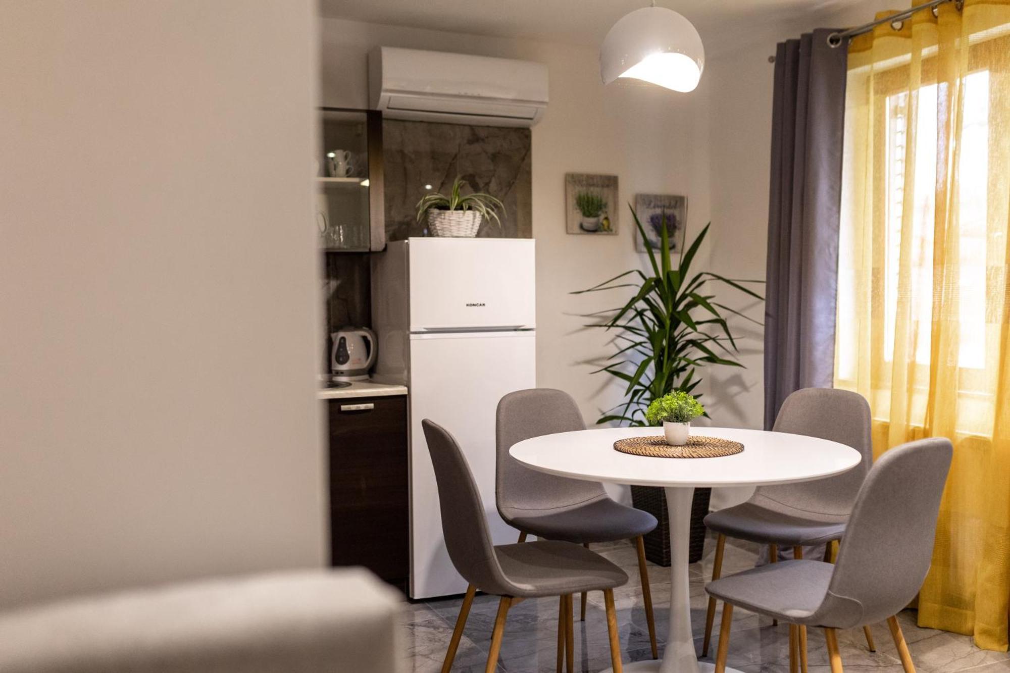 Studio Apartman Planb, Self Check In Ossero Esterno foto